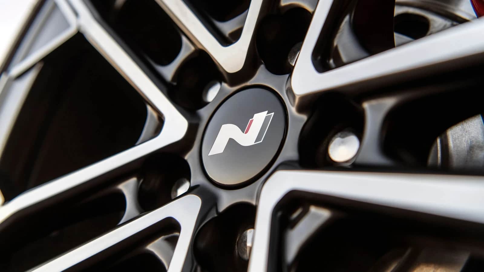 Hyundai SANTA FE — technologies d’assistance à la conduite