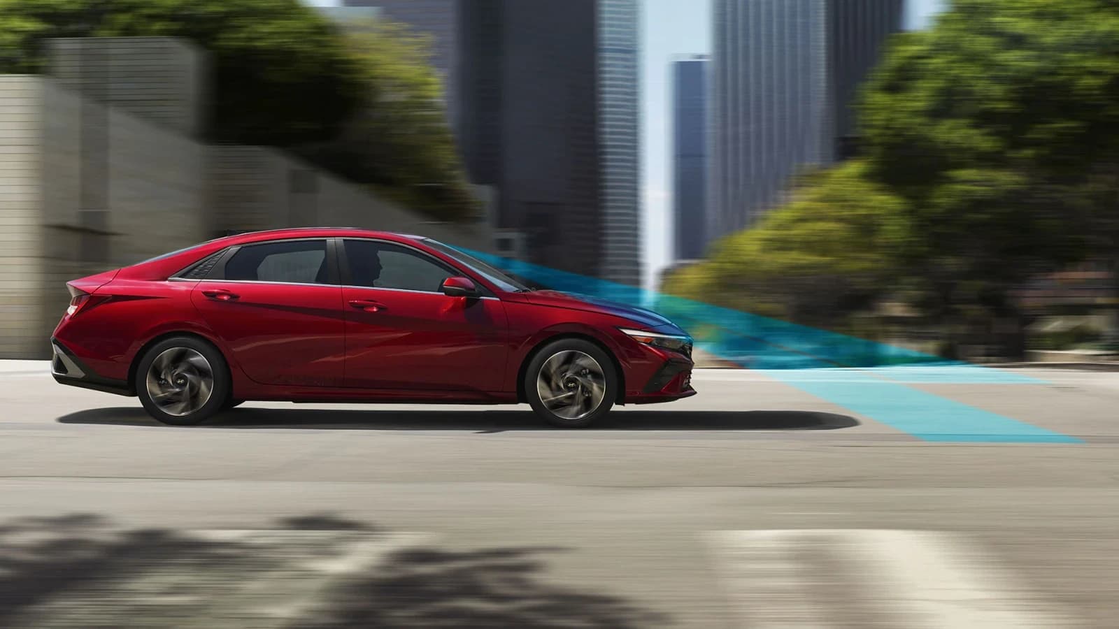 Hyundai ELANTRA 2025 — assistance à la conduite en ville