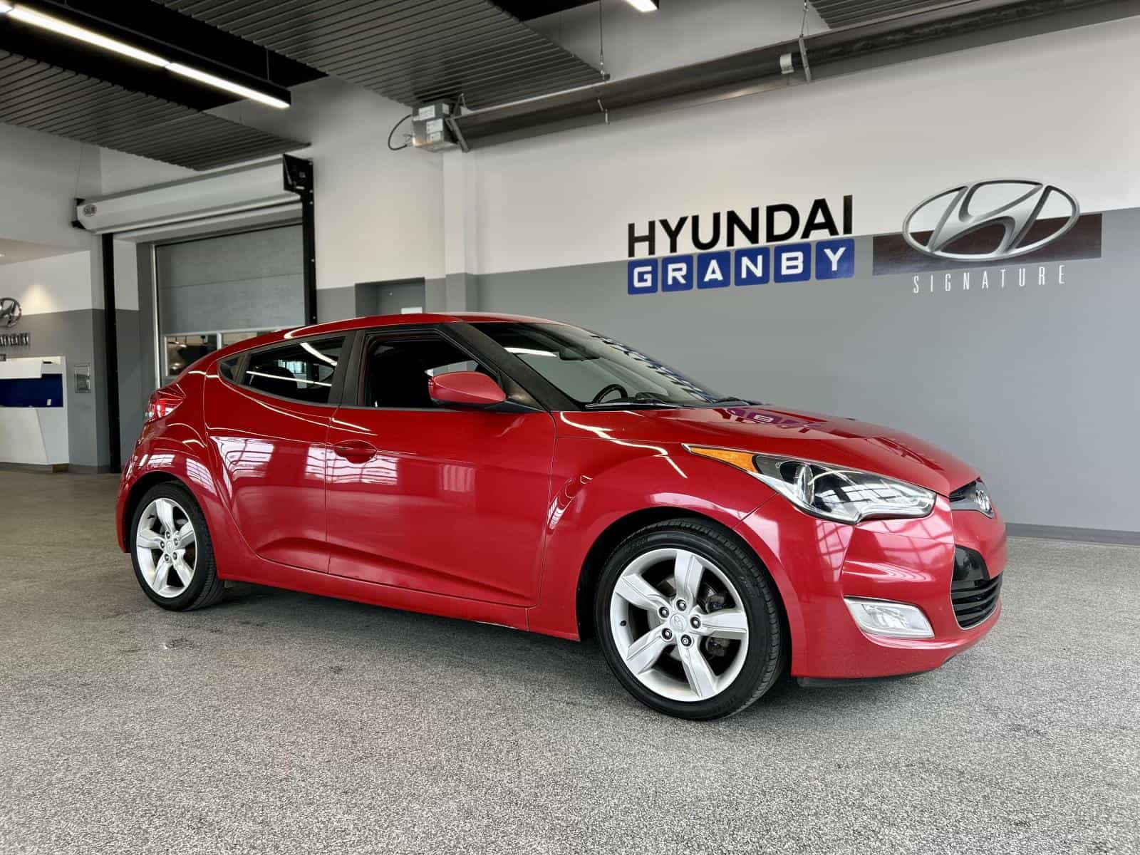 Image 1 Hyundai Veloster Base 2014